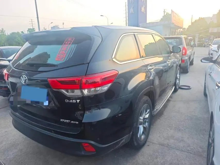 2021 Toyota Highlander 2.0T 220HP L4 6AT,autocango,china used car exporter,china ev exporter,chinese used car exporter,chinese used ev exporter