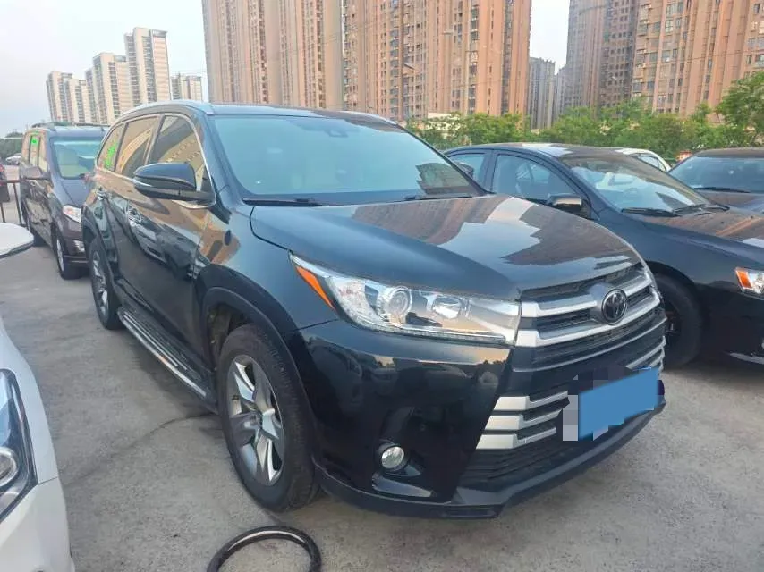 2021 Toyota Highlander 2.0T 220HP L4 6AT,autocango,china used car exporter,china ev exporter,chinese used car exporter,chinese used ev exporter
