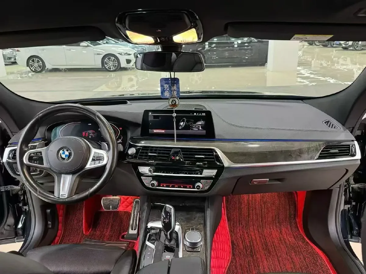 2020 BMW 6 Series GT 2.0T 258HP L4 8AT,autocango,china used car exporter,china ev exporter,chinese used car exporter,chinese used ev exporter