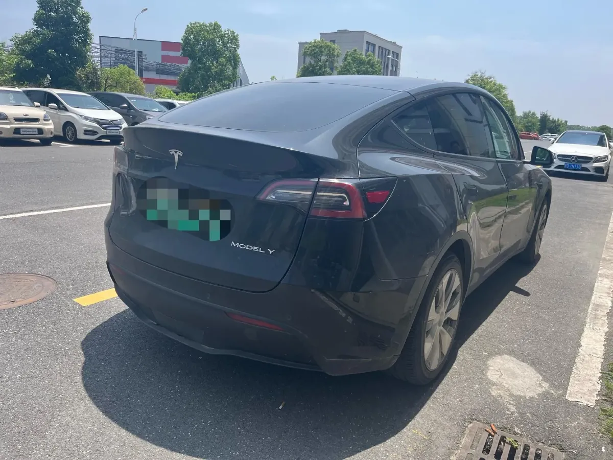 2022 Tesla Model Y BEV 60KWH,autocango,china used car exporter,china ev exporter,chinese used car exporter,chinese used ev exporter
