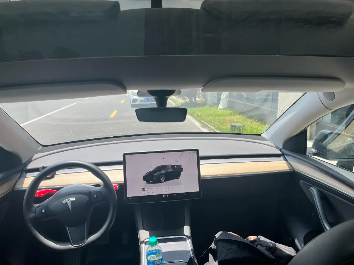 2022 Tesla Model Y BEV 60KWH,autocango,china used car exporter,china ev exporter,chinese used car exporter,chinese used ev exporter