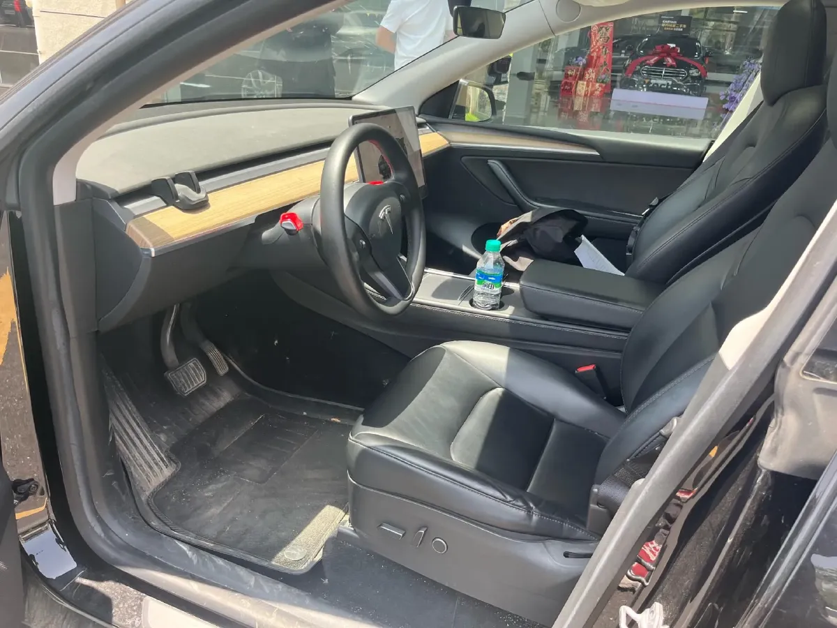 2022 Tesla Model Y BEV 60KWH,autocango,china used car exporter,china ev exporter,chinese used car exporter,chinese used ev exporter