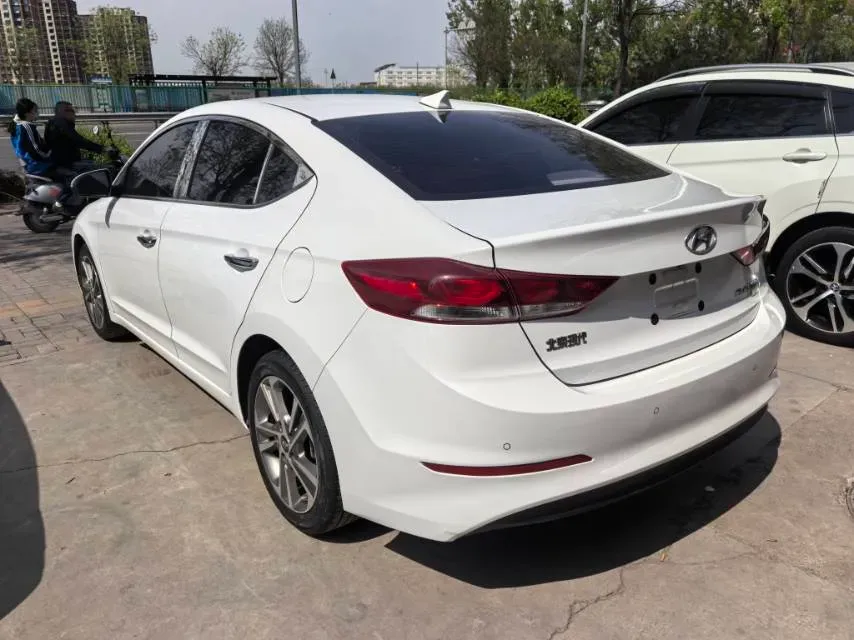 2016 Hyundai Elantra 1.6L 130HP L4 6AT,autocango,china used car exporter,china ev exporter,chinese used car exporter,chinese used ev exporter