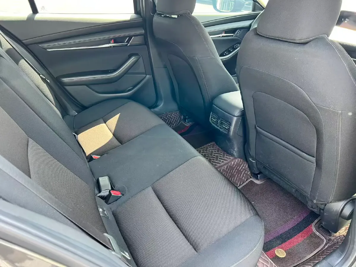 2021 Mazda 3 Axela 2.0L 158HP L4 6AT,autocango,china used car exporter,china ev exporter,chinese used car exporter,chinese used ev exporter