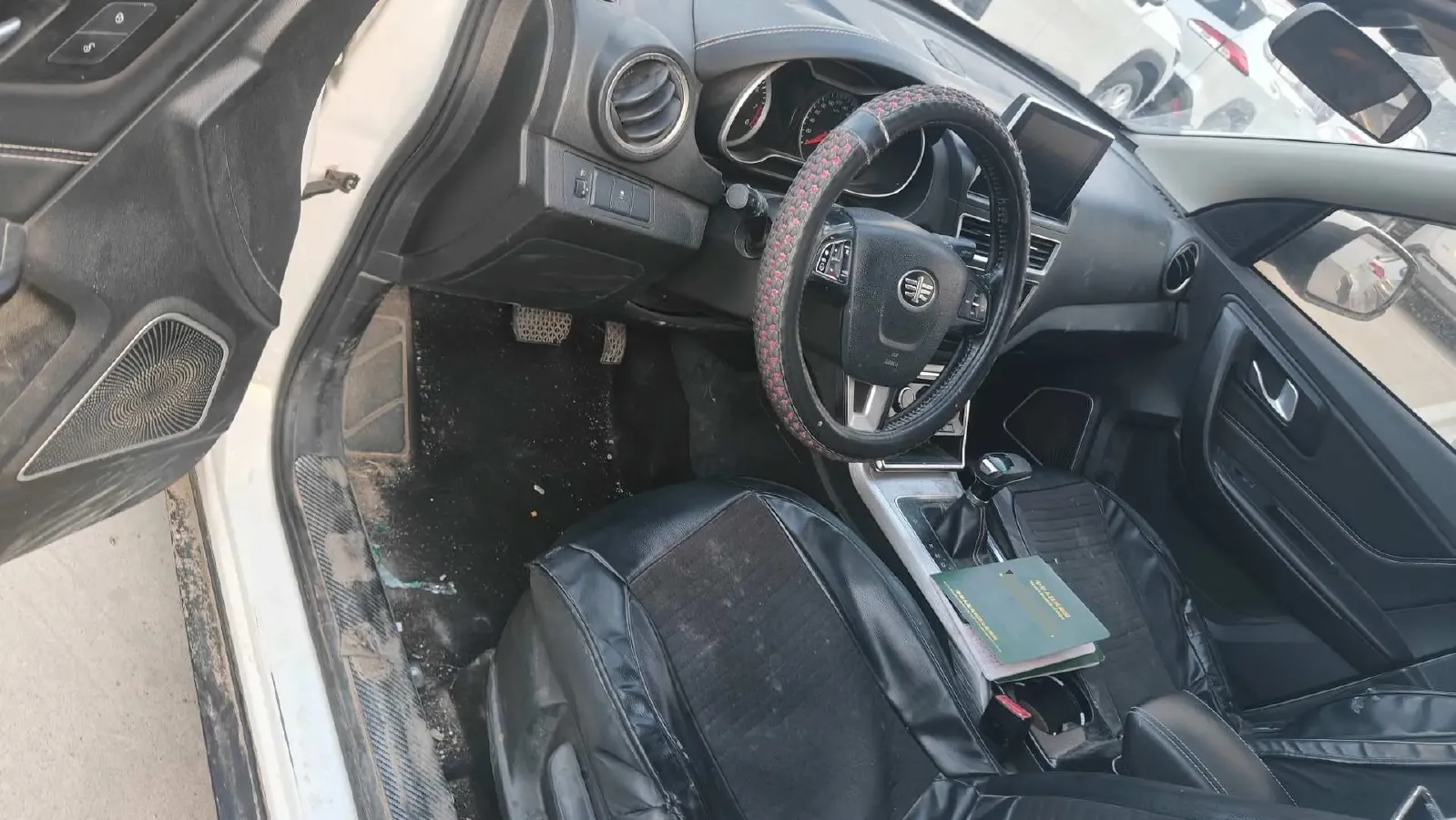 2019 Bestune X40 1.6L 114HP L4 6AT,autocango,china used car exporter,china ev exporter,chinese used car exporter,chinese used ev exporter