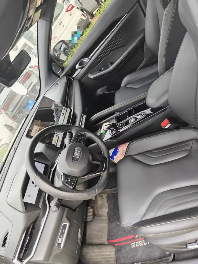 2025 Geely Coolray 1.5T 181HP L4 7DCT,autocango,china used car exporter,china ev exporter,chinese used car exporter,chinese used ev exporter