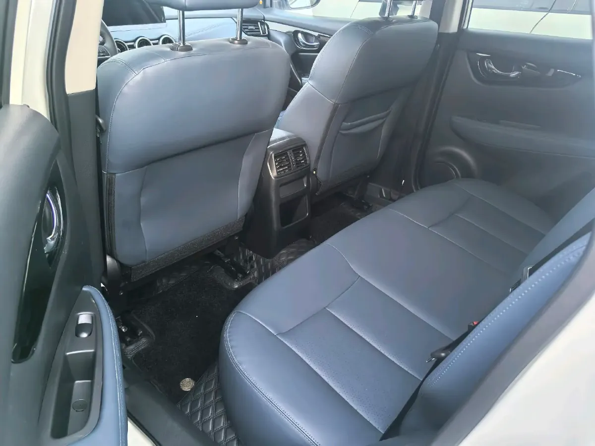 2025 Nissan Qashqai 2.0L 151HP L4 CVT,autocango,china used car exporter,china ev exporter,chinese used car exporter,chinese used ev exporter
