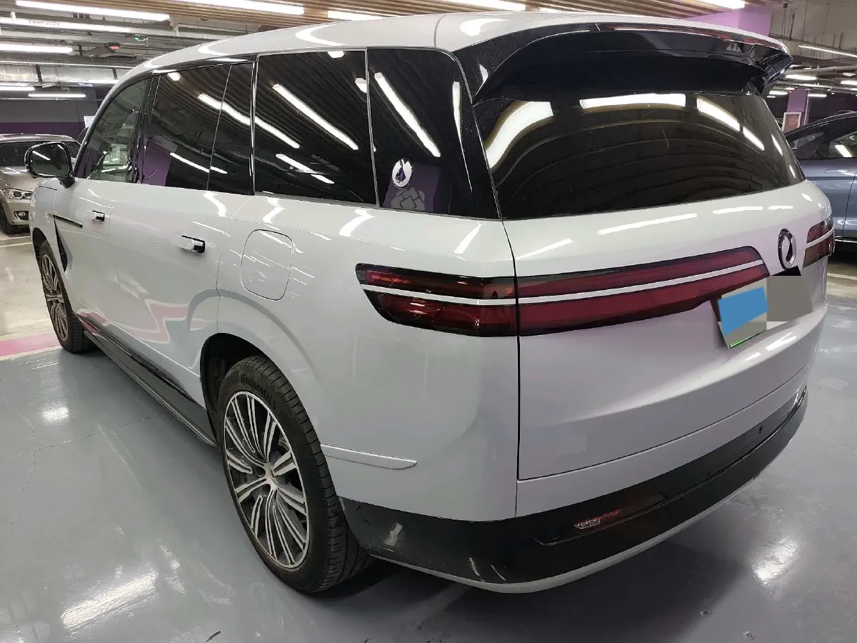 2025 Denza DenzaN9 2.0T 207HP L4 E-CVT PHEV,autocango,china used car exporter,china ev exporter,chinese used car exporter,chinese used ev exporter