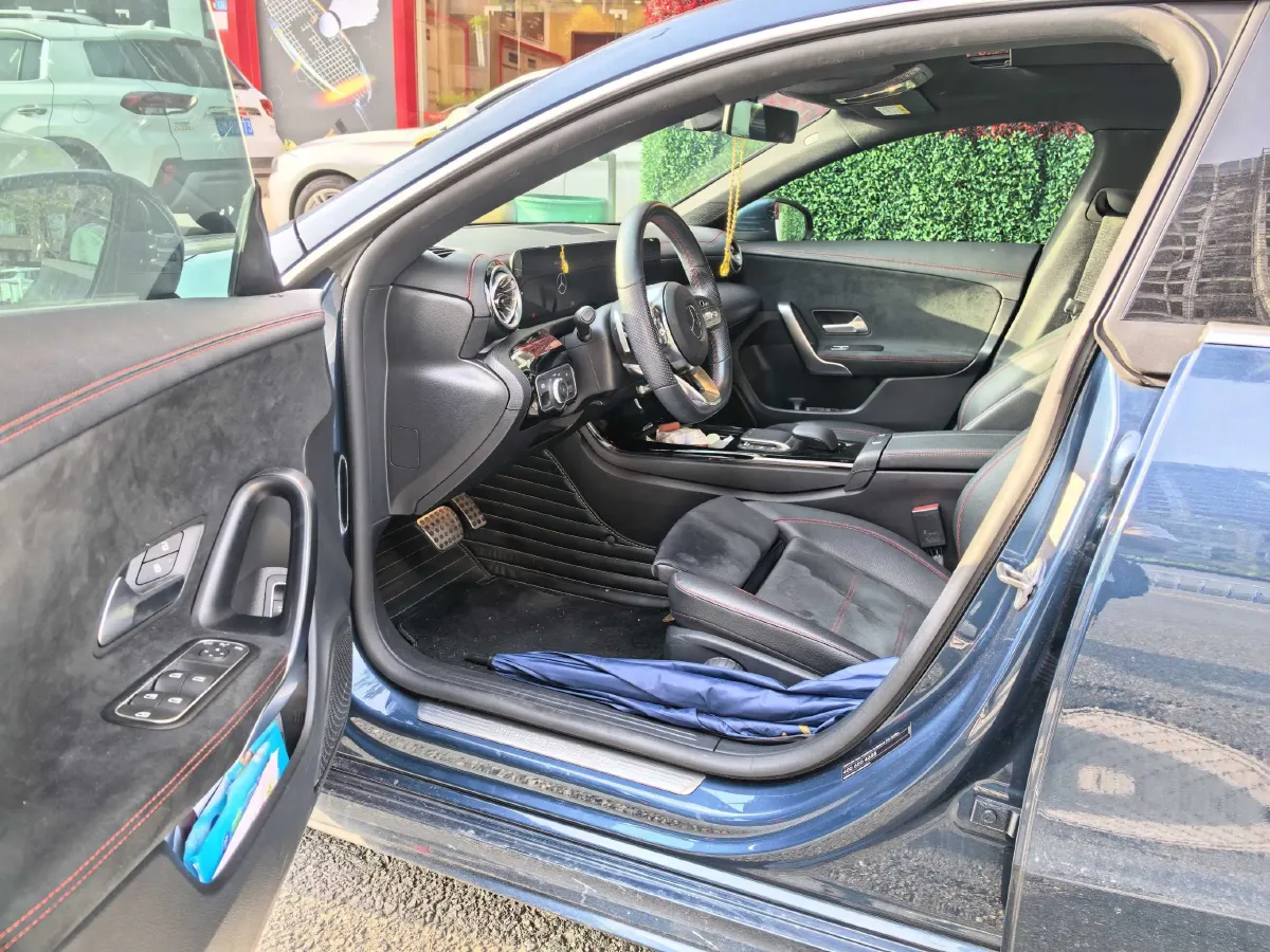 2022 Mercedes-Benz CLA Class 1.3T 163HP L4 7DCT,autocango,china used car exporter,china ev exporter,chinese used car exporter,chinese used ev exporter