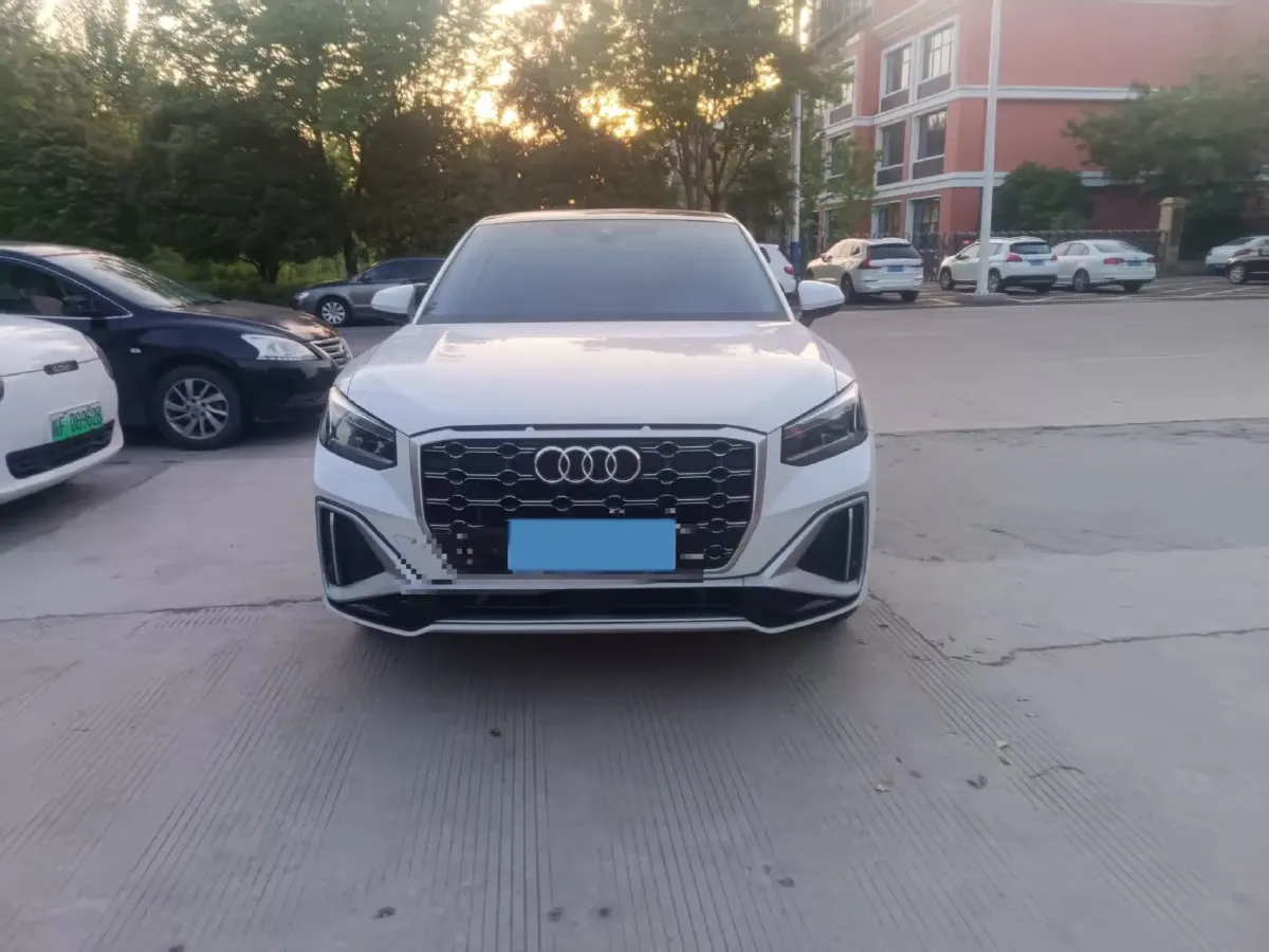 2022 Audi Q2L 1.4T 150HP L4 7DCT,autocango,china used car exporter,china ev exporter,chinese used car exporter,chinese used ev exporter