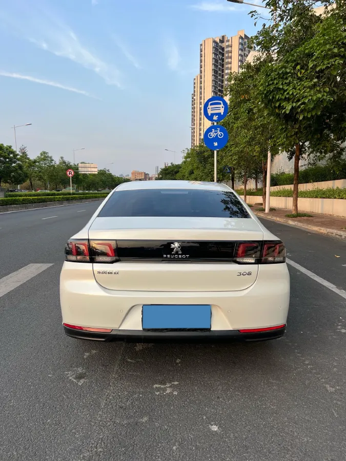 2016 Peugeot 308 1.6L 117HP L4 6AT,autocango,china used car exporter,china ev exporter,chinese used car exporter,chinese used ev exporter