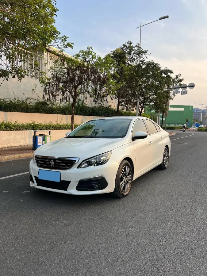 2016 Peugeot 308 1.6L 117HP L4 6AT,autocango,china used car exporter,china ev exporter,chinese used car exporter,chinese used ev exporter