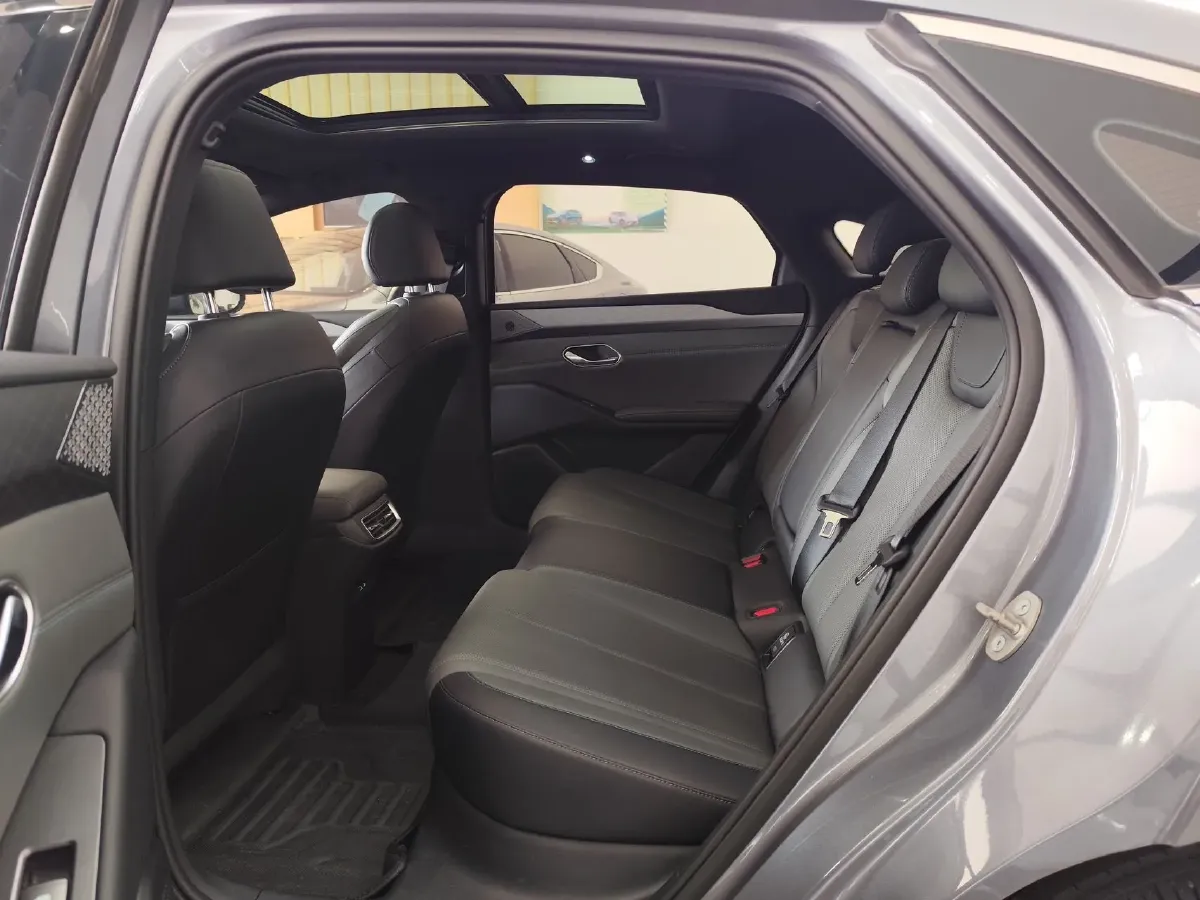 2025 BYD QinL BEV,autocango,china used car exporter,china ev exporter,chinese used car exporter,chinese used ev exporter