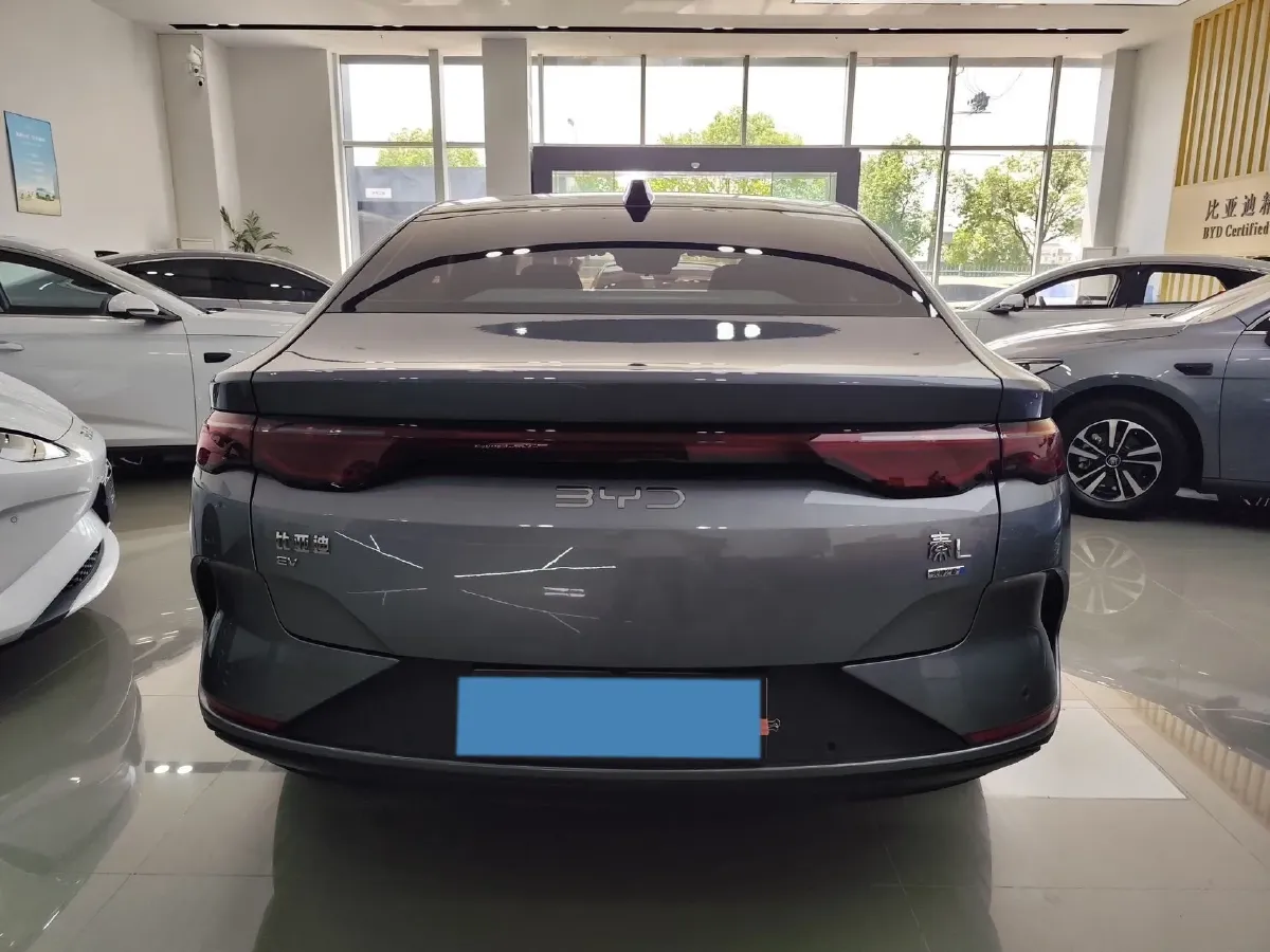 2025 BYD QinL BEV,autocango,china used car exporter,china ev exporter,chinese used car exporter,chinese used ev exporter