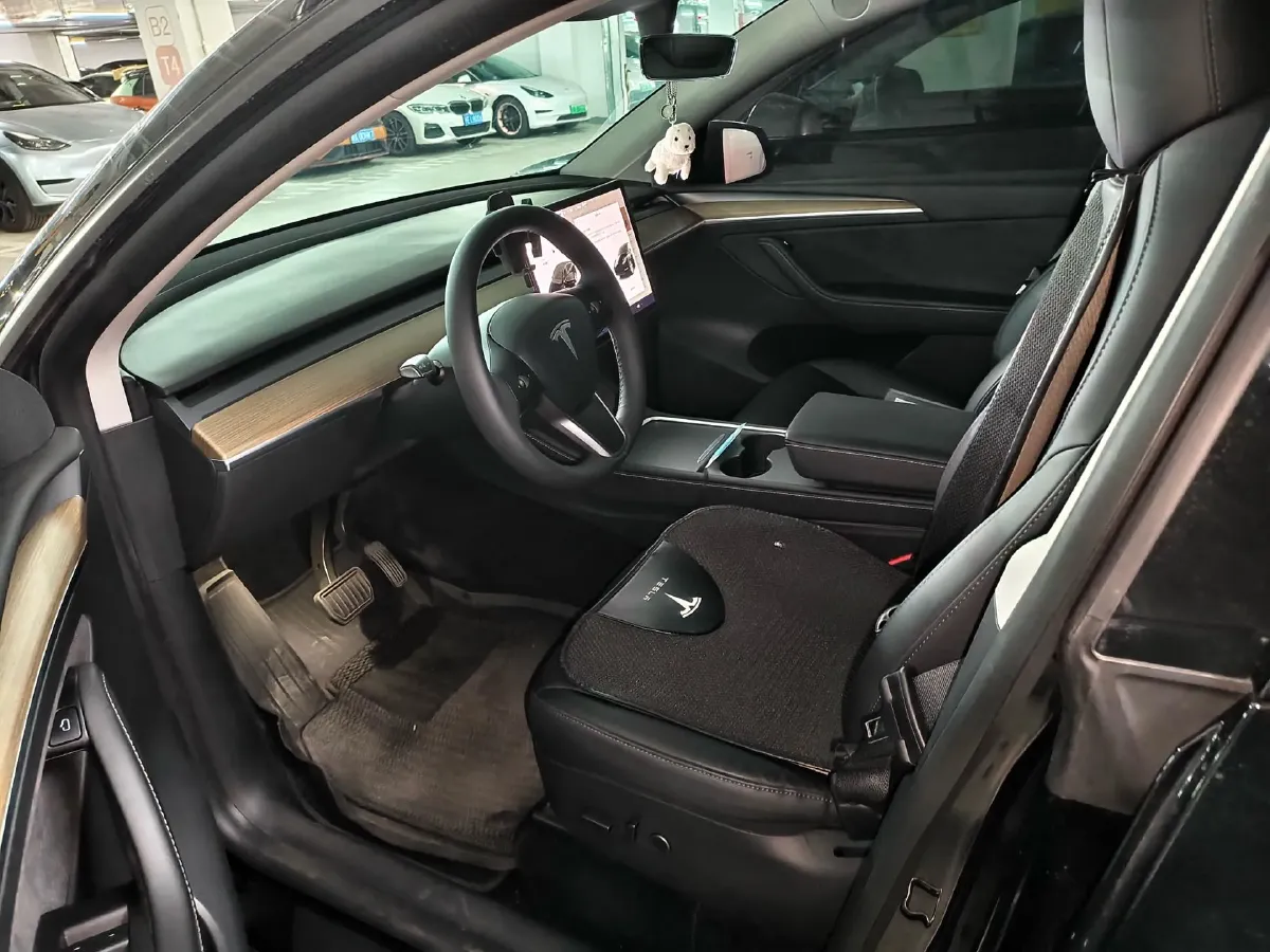 2021 Tesla Model Y BEV 60KWH,autocango,china used car exporter,china ev exporter,chinese used car exporter,chinese used ev exporter