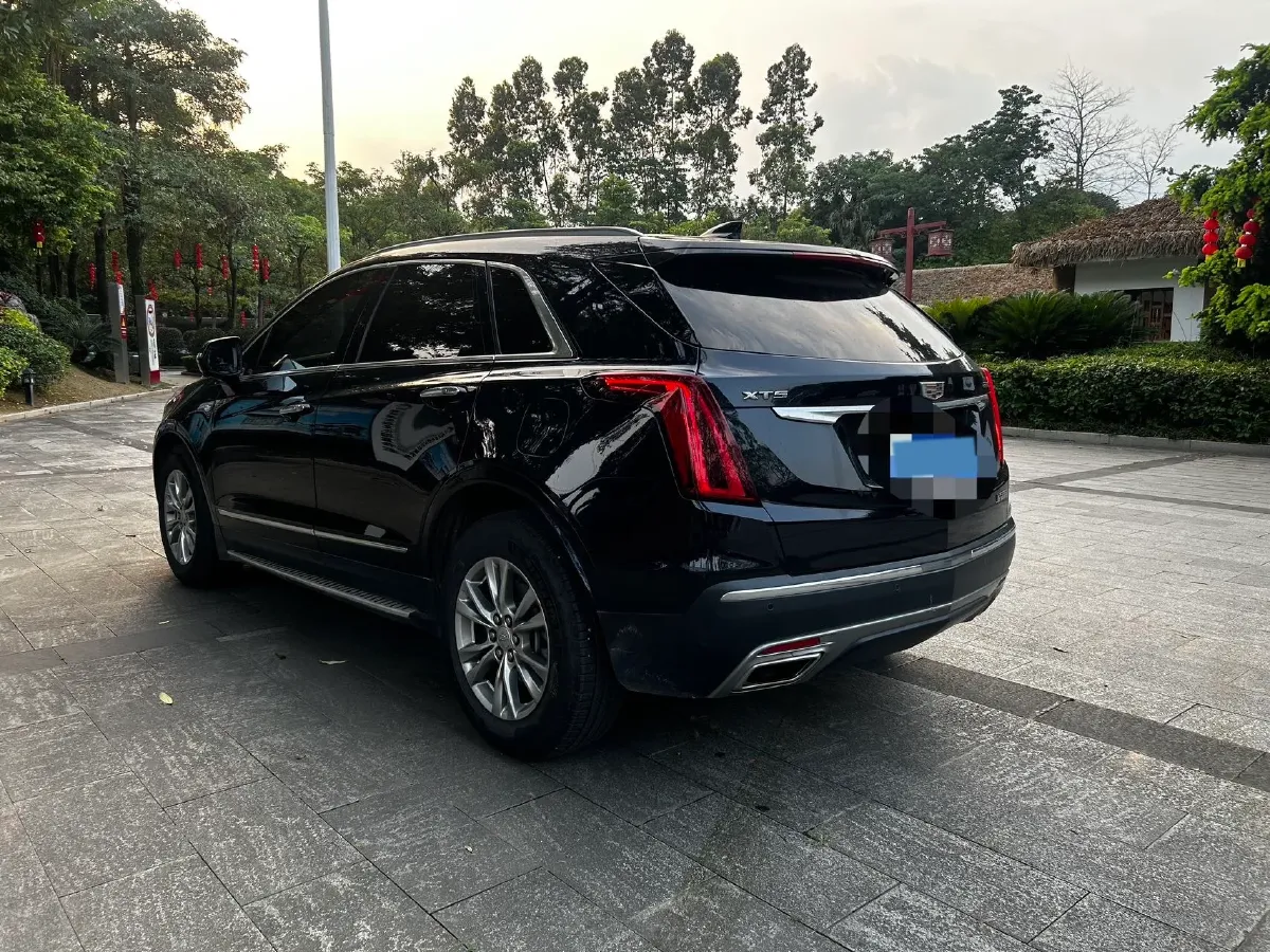2021 Cadillac XT5 2.0T 237HP L4 9AT,autocango,china used car exporter,china ev exporter,chinese used car exporter,chinese used ev exporter