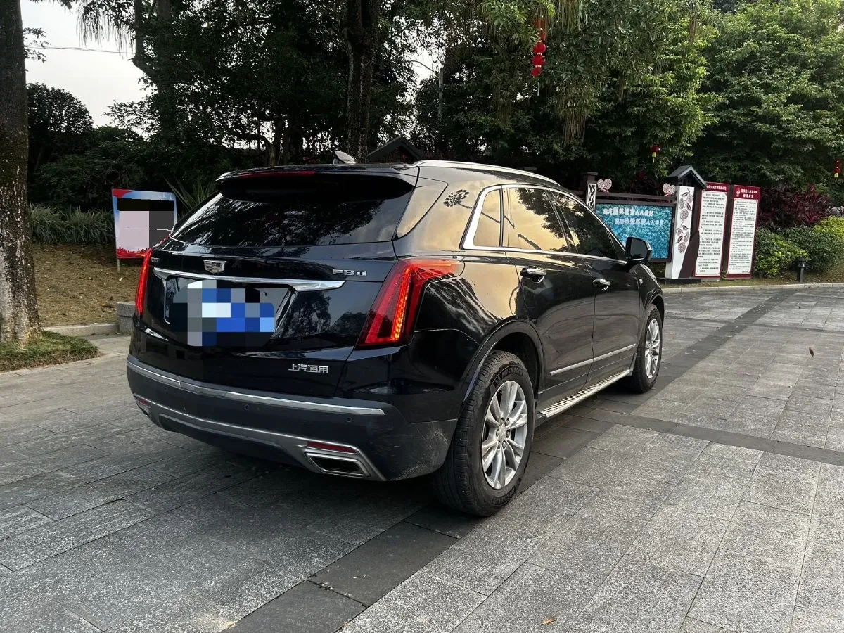 2021 Cadillac XT5 2.0T 237HP L4 9AT,autocango,china used car exporter,china ev exporter,chinese used car exporter,chinese used ev exporter
