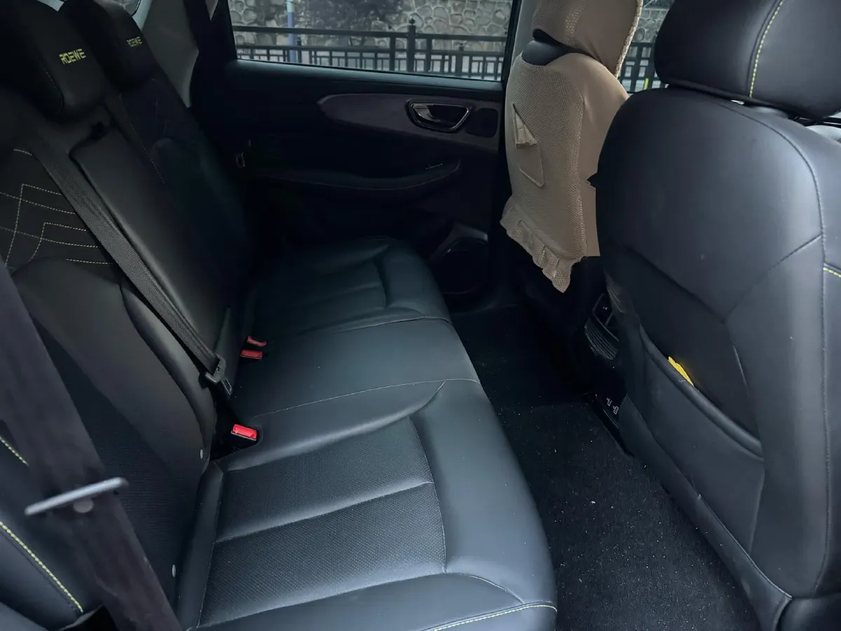 2021 Roewe RX5 1.5T 181HP L4 7DCT,autocango,china used car exporter,china ev exporter,chinese used car exporter,chinese used ev exporter