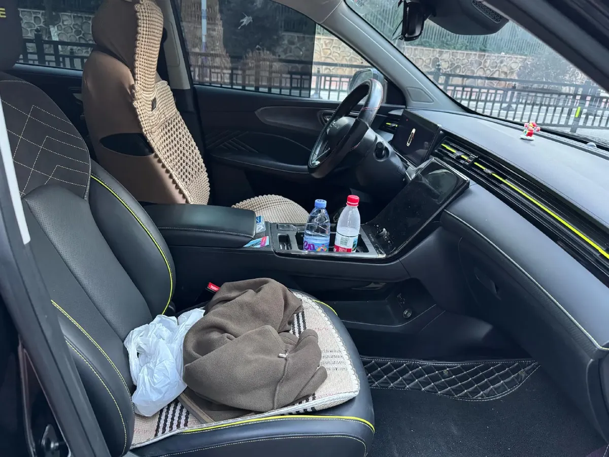 2021 Roewe RX5 1.5T 181HP L4 7DCT,autocango,china used car exporter,china ev exporter,chinese used car exporter,chinese used ev exporter