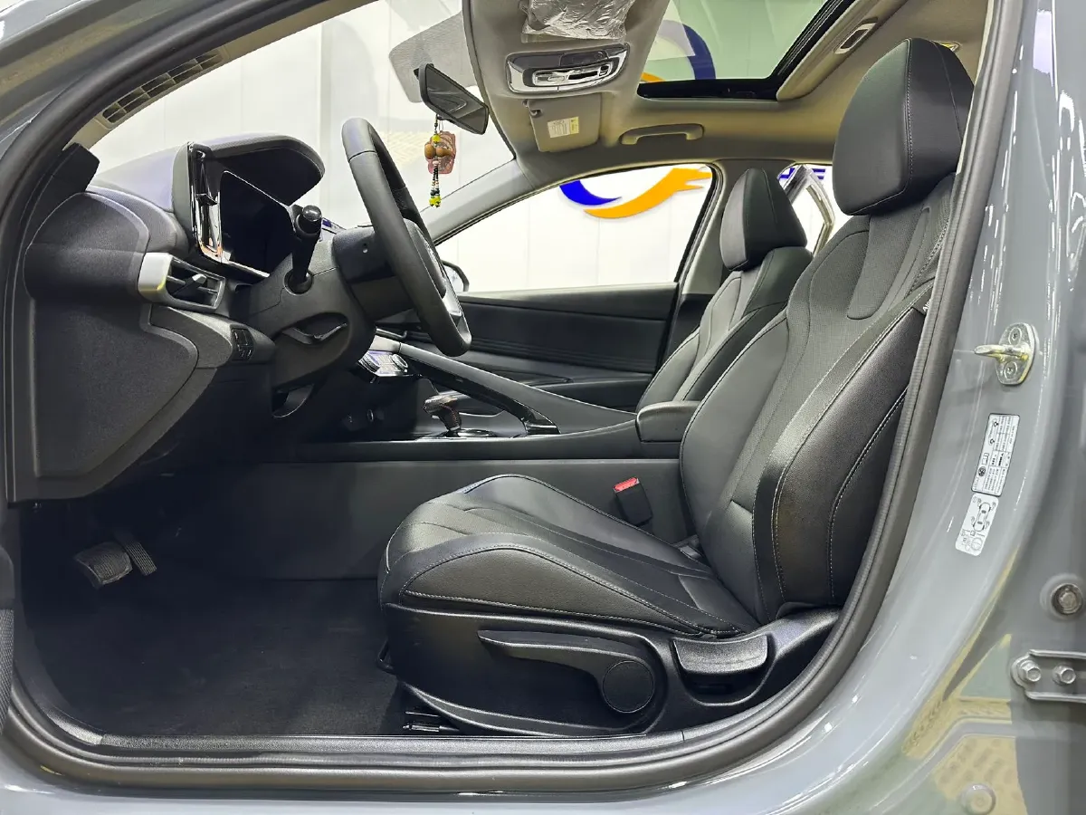 2022 Hyundai Elantra 1.5L 115HP L4 CVT,autocango,china used car exporter,china ev exporter,chinese used car exporter,chinese used ev exporter