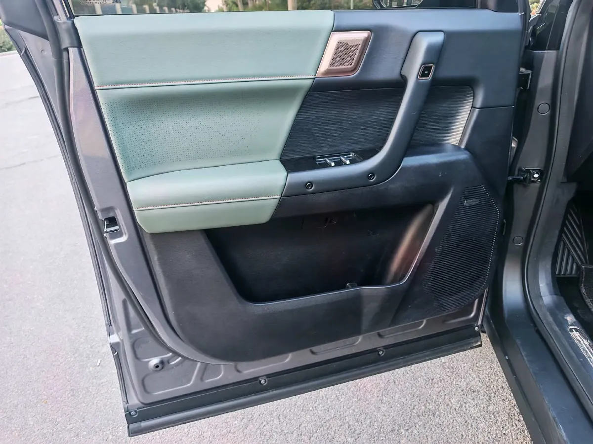 2024 JMC DaDao 2.3T 245HP L4 8AT,autocango,china used car exporter,china ev exporter,chinese used car exporter,chinese used ev exporter