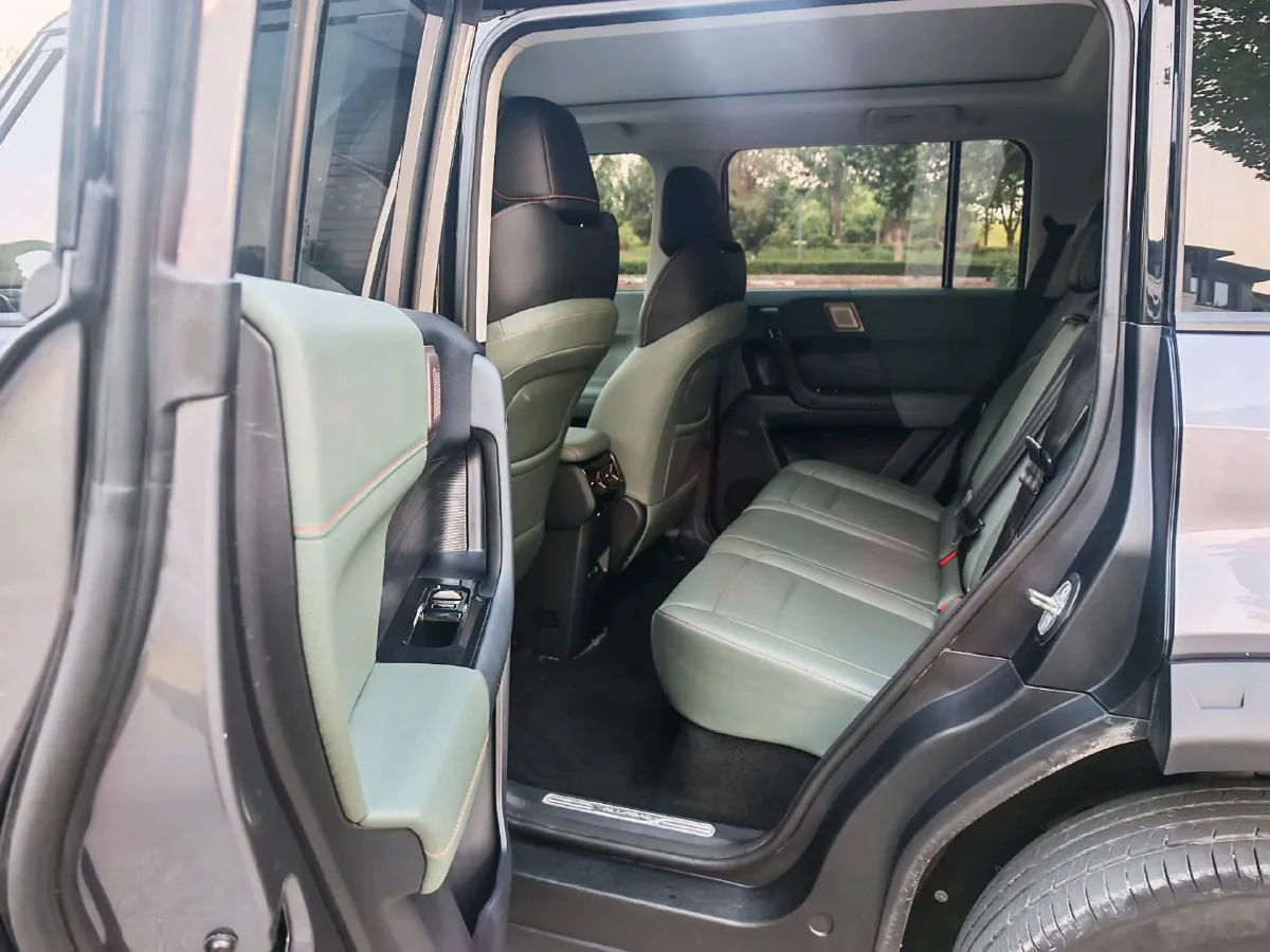 2024 JMC DaDao 2.3T 245HP L4 8AT,autocango,china used car exporter,china ev exporter,chinese used car exporter,chinese used ev exporter