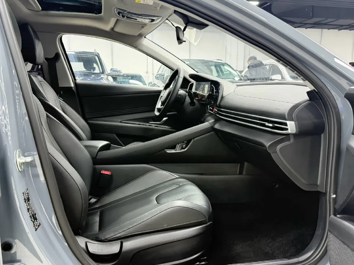 2022 Hyundai Elantra 1.5L 115HP L4 CVT,autocango,china used car exporter,china ev exporter,chinese used car exporter,chinese used ev exporter