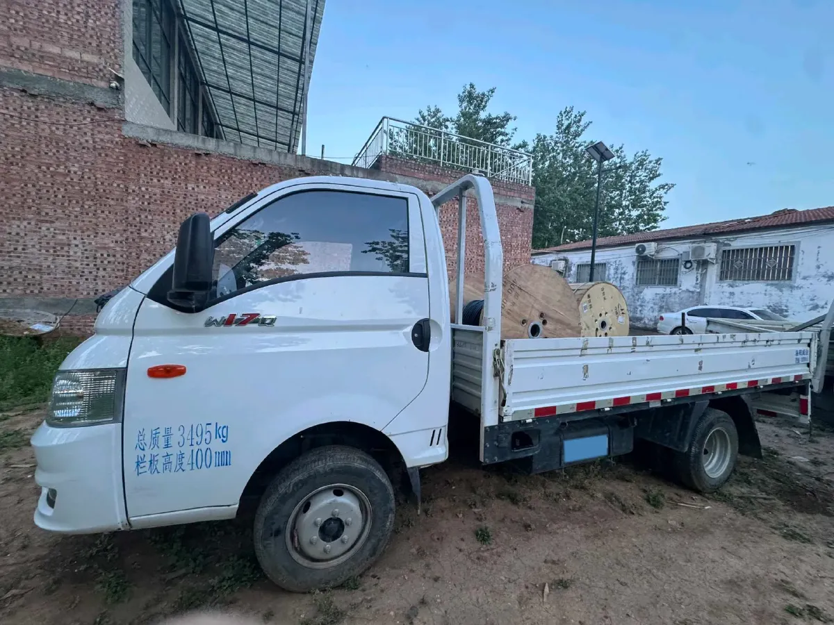 2023 DongFeng DFSK D71 1.6L 122HP L4 5MT,autocango,china used car exporter,china ev exporter,chinese used car exporter,chinese used ev exporter