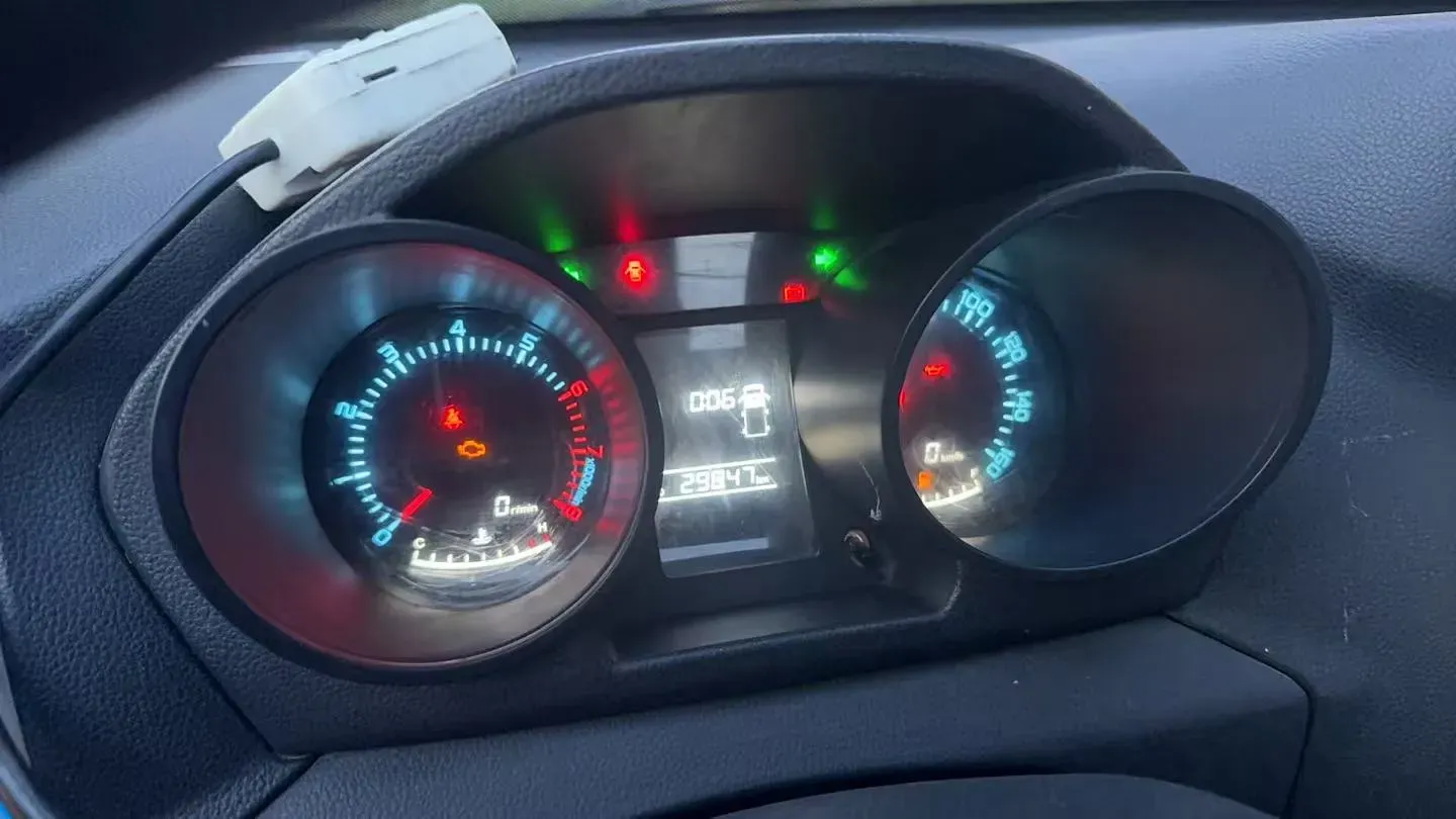 2023 DongFeng DFSK D71 1.6L 122HP L4 5MT,autocango,china used car exporter,china ev exporter,chinese used car exporter,chinese used ev exporter