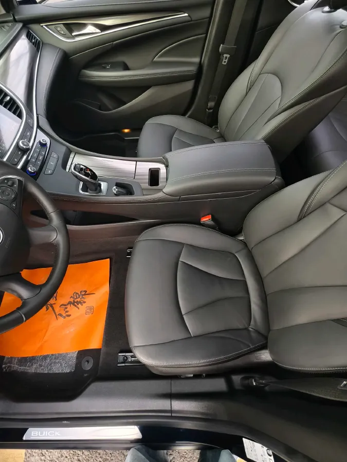 2021 Buick Larcosse 2.0T 237HP L4 9AT,autocango,china used car exporter,china ev exporter,chinese used car exporter,chinese used ev exporter