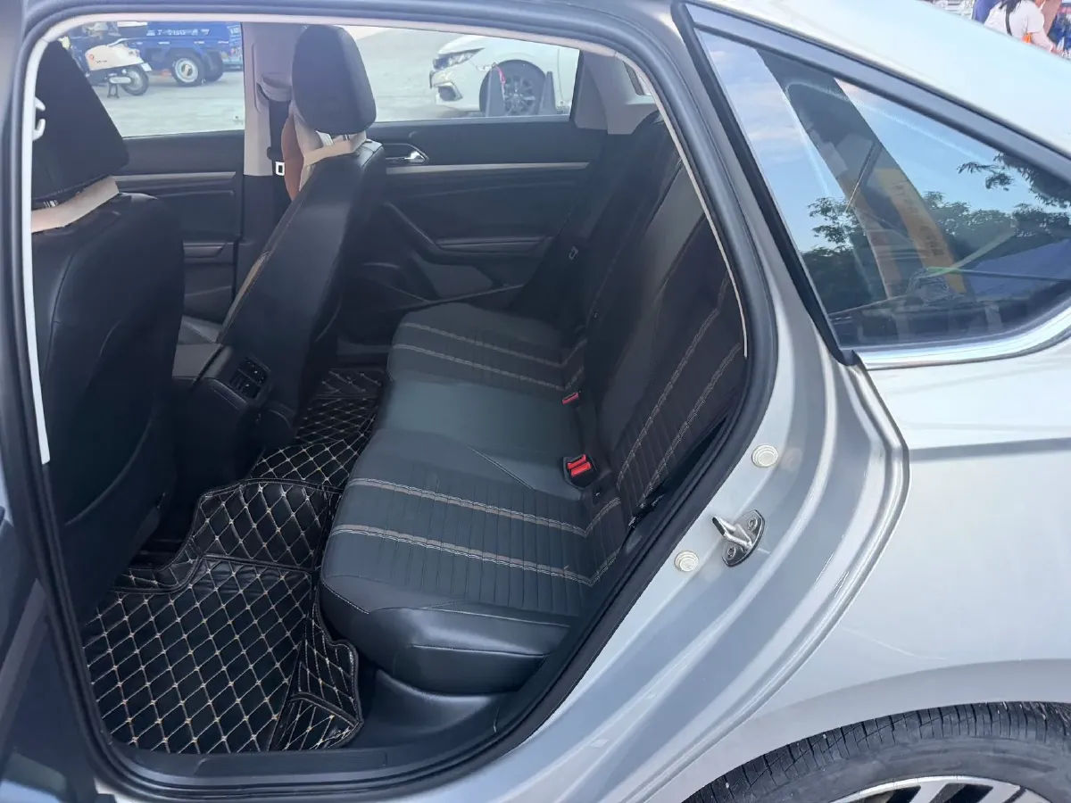 2022 Volkswagen Sagitar 1.2T 116HP L4 7DCT,autocango,china used car exporter,china ev exporter,chinese used car exporter,chinese used ev exporter