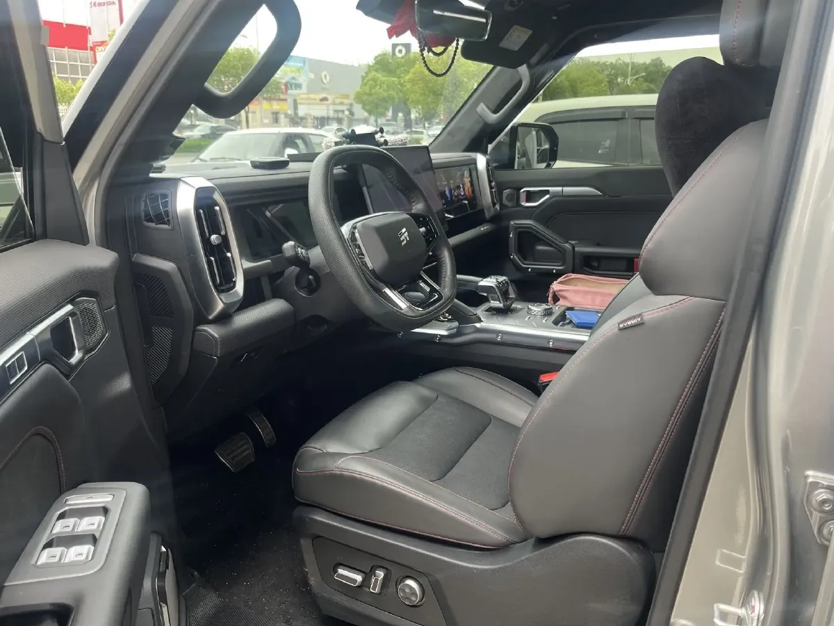 2024 Jetour ShanHai TravellerC-DM 1.5T 156HP L4 3DHT PHEV 43.24KWH,autocango,china used car exporter,china ev exporter,chinese used car exporter,chinese used ev exporter