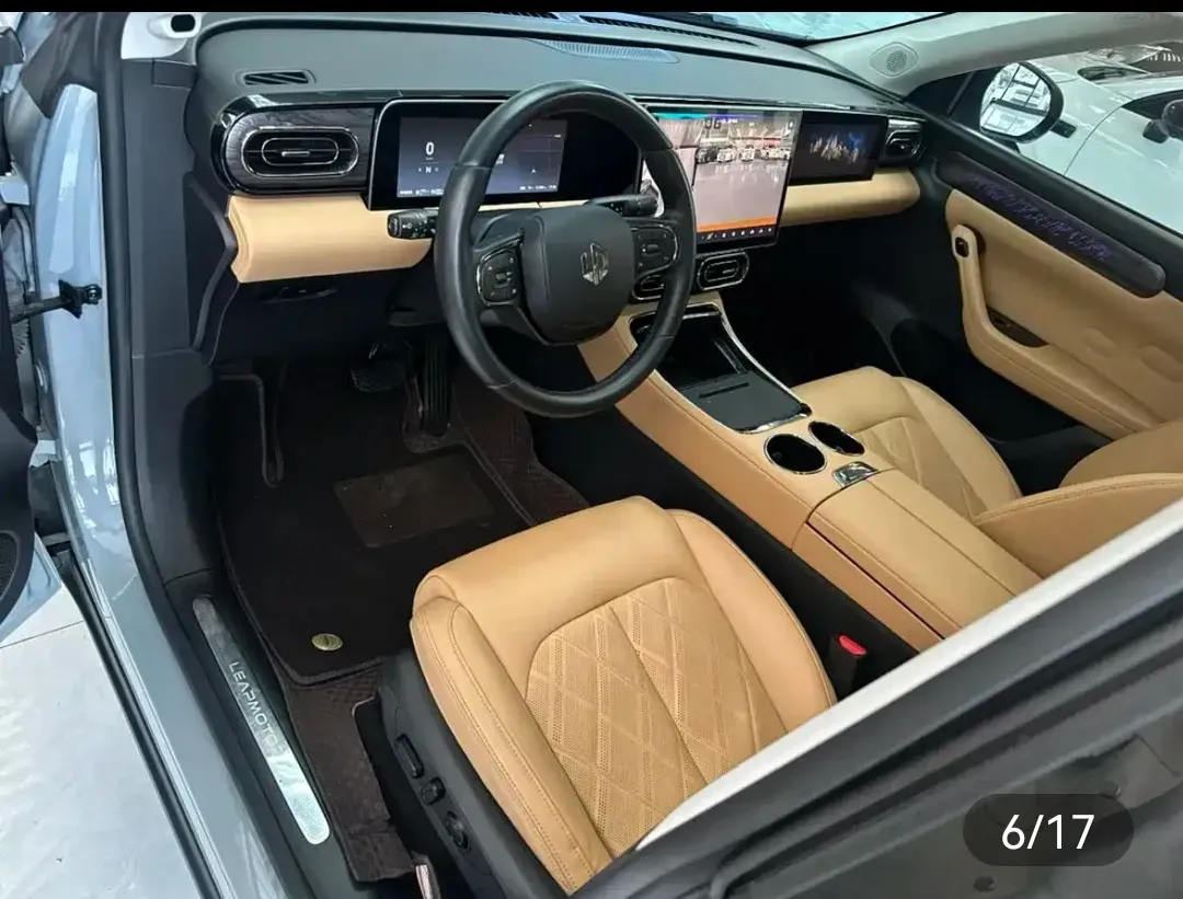 2024 Leapmotor C11 1.5L 95HP L4 REEV 43.74KWH,autocango,china used car exporter,china ev exporter,chinese used car exporter,chinese used ev exporter