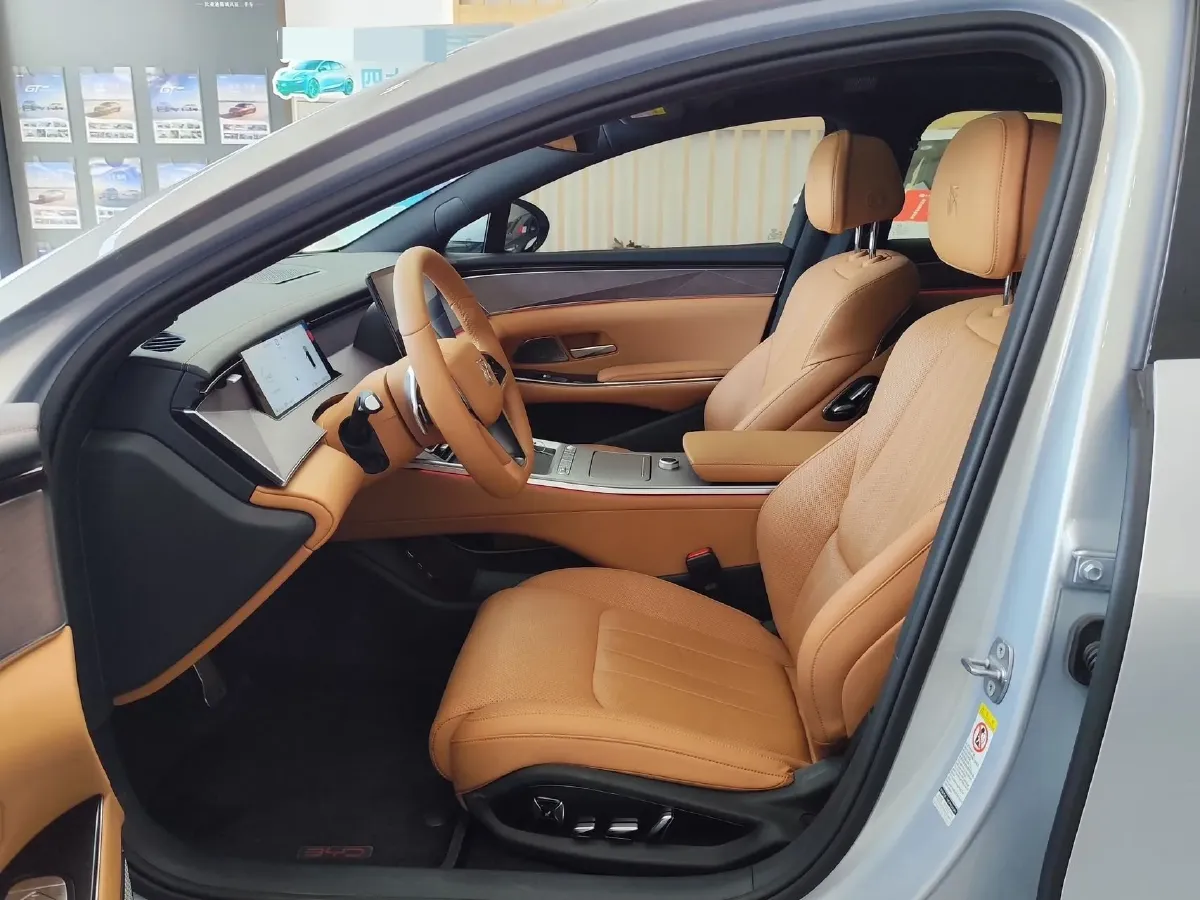 2025 BYD HanL BEV,autocango,china used car exporter,china ev exporter,chinese used car exporter,chinese used ev exporter