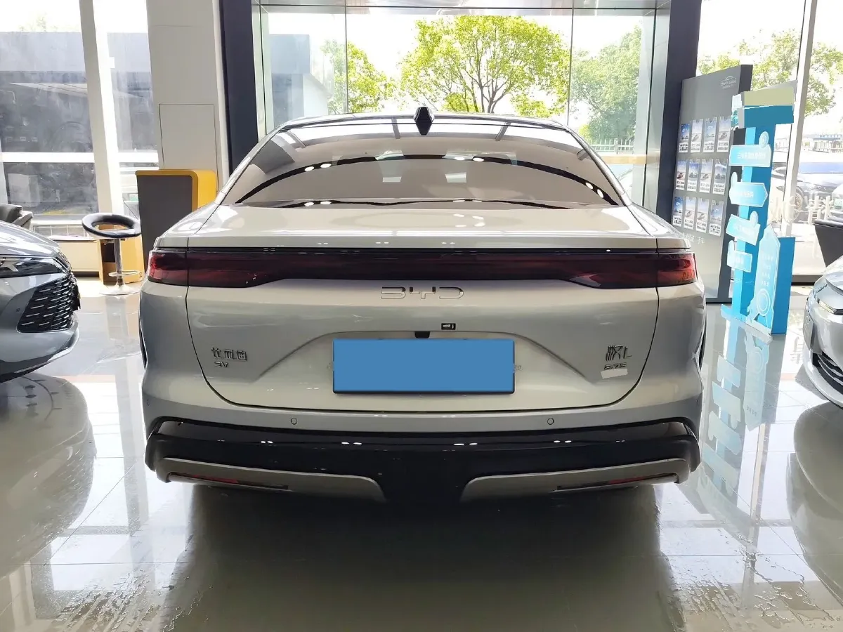 2025 BYD HanL BEV,autocango,china used car exporter,china ev exporter,chinese used car exporter,chinese used ev exporter