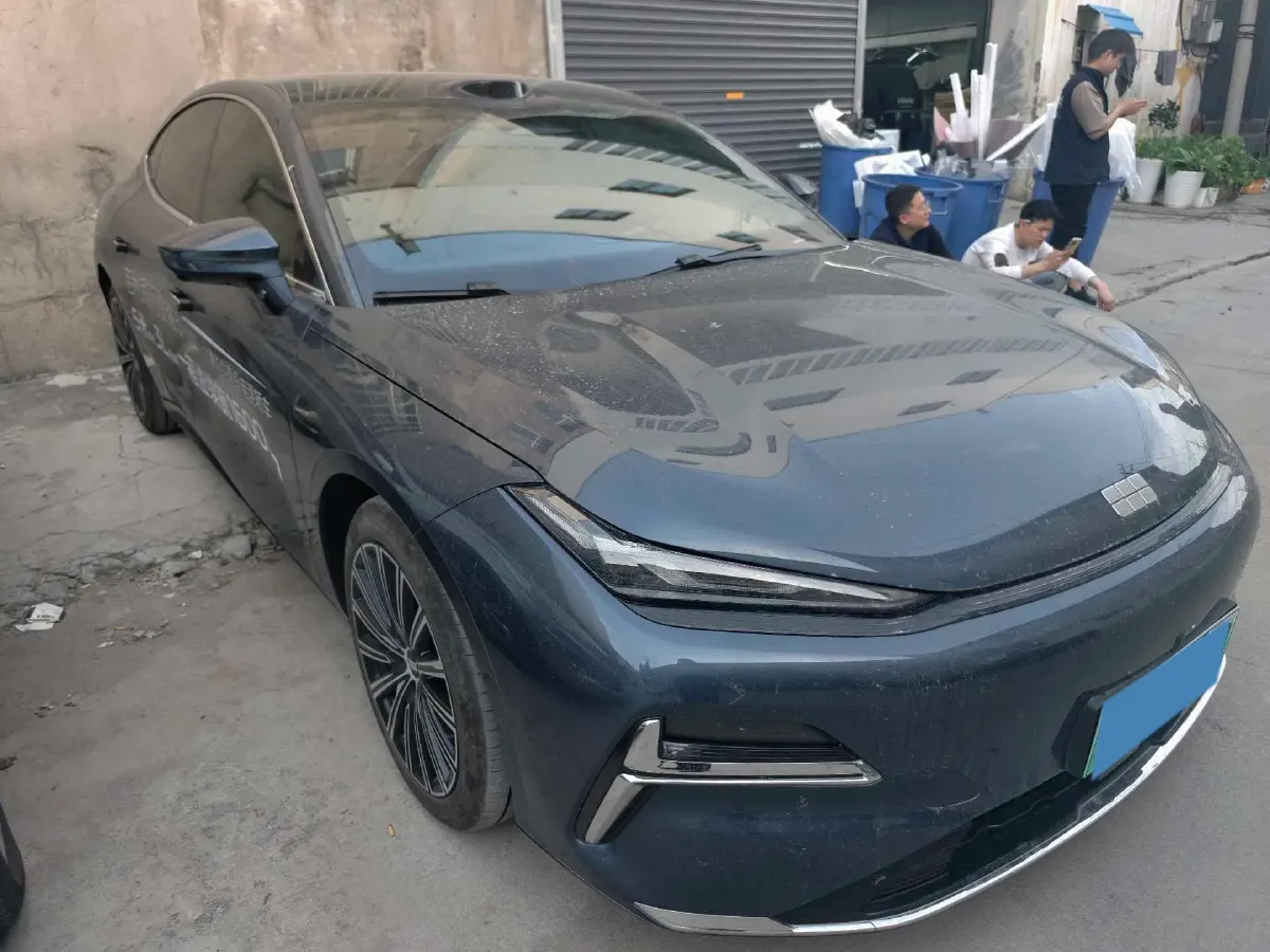 2025 Geely Galaxy Starshine 8 1.5T 163HP L4 3DHT PHEV 27.69KWH,autocango,china used car exporter,china ev exporter,chinese used car exporter,chinese used ev exporter