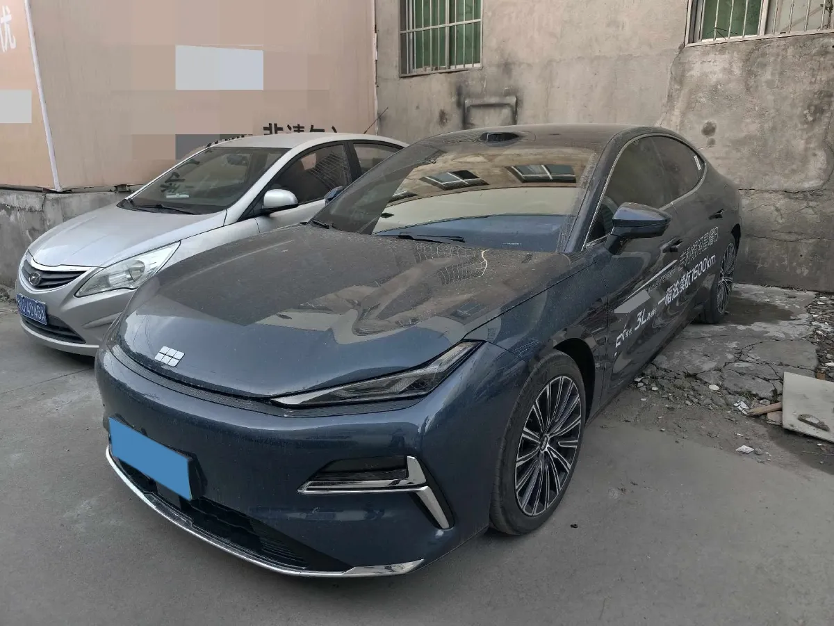 2025 Geely Galaxy Starshine 8 1.5T 163HP L4 3DHT PHEV 27.69KWH,autocango,china used car exporter,china ev exporter,chinese used car exporter,chinese used ev exporter