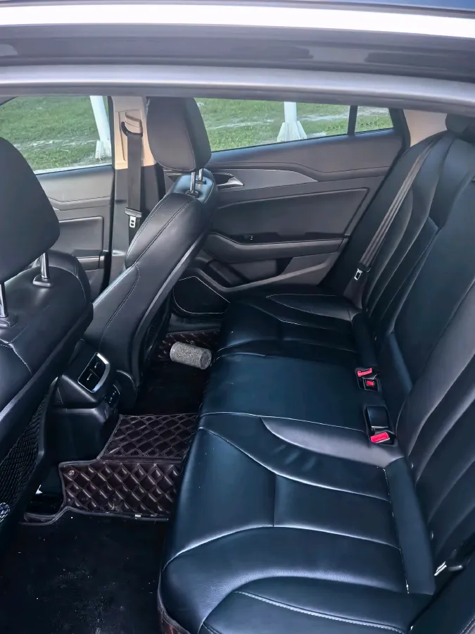 2020 HongQi H5 1.5T 169HP L4 7DCT,autocango,china used car exporter,china ev exporter,chinese used car exporter,chinese used ev exporter