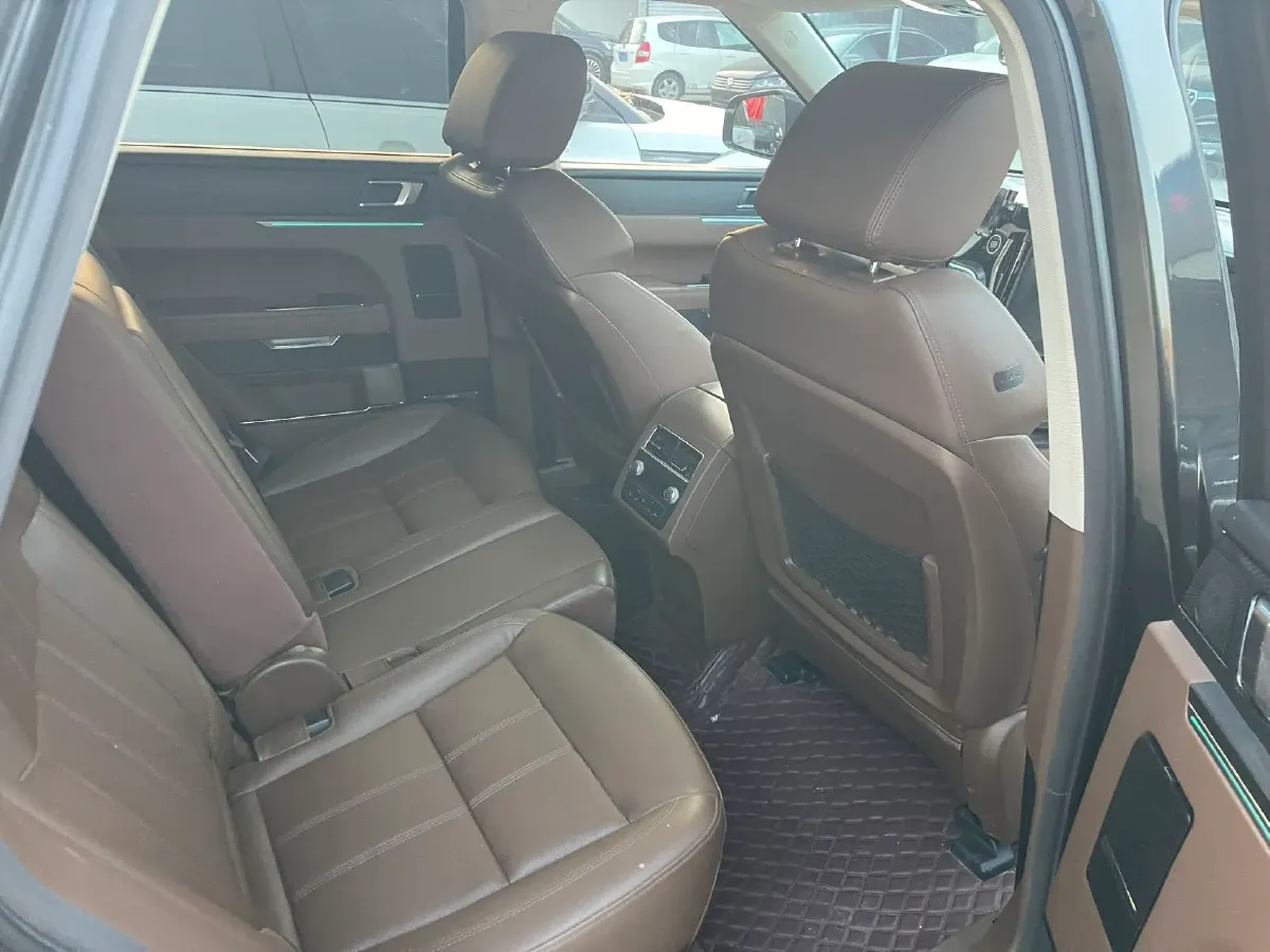 2018 Zotye T700 1.8T 177HP L4 6DCT,autocango,china used car exporter,china ev exporter,chinese used car exporter,chinese used ev exporter