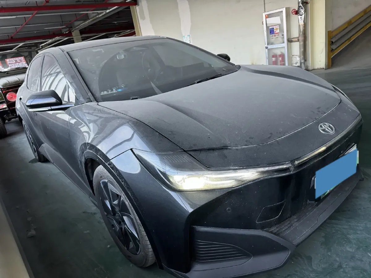 2024 Toyota bZ3 BEV 49.92KWH,autocango,china used car exporter,china ev exporter,chinese used car exporter,chinese used ev exporter