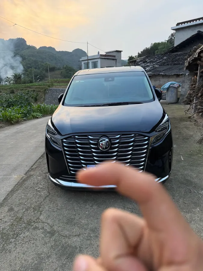 2022 Buick GL8 2.0T 237HP L4 9AT,autocango,china used car exporter,china ev exporter,chinese used car exporter,chinese used ev exporter