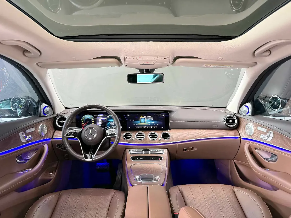 2021 Mercedes-Benz E Class 2.0T 258HP L4 9AT,autocango,china used car exporter,china ev exporter,chinese used car exporter,chinese used ev exporter