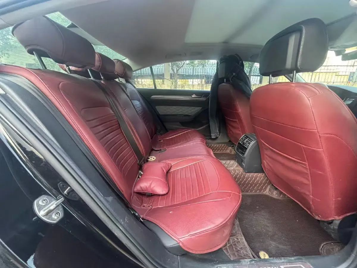 2023 Volkswagen Magotan 2.0T 186HP L4 7DCT,autocango,china used car exporter,china ev exporter,chinese used car exporter,chinese used ev exporter