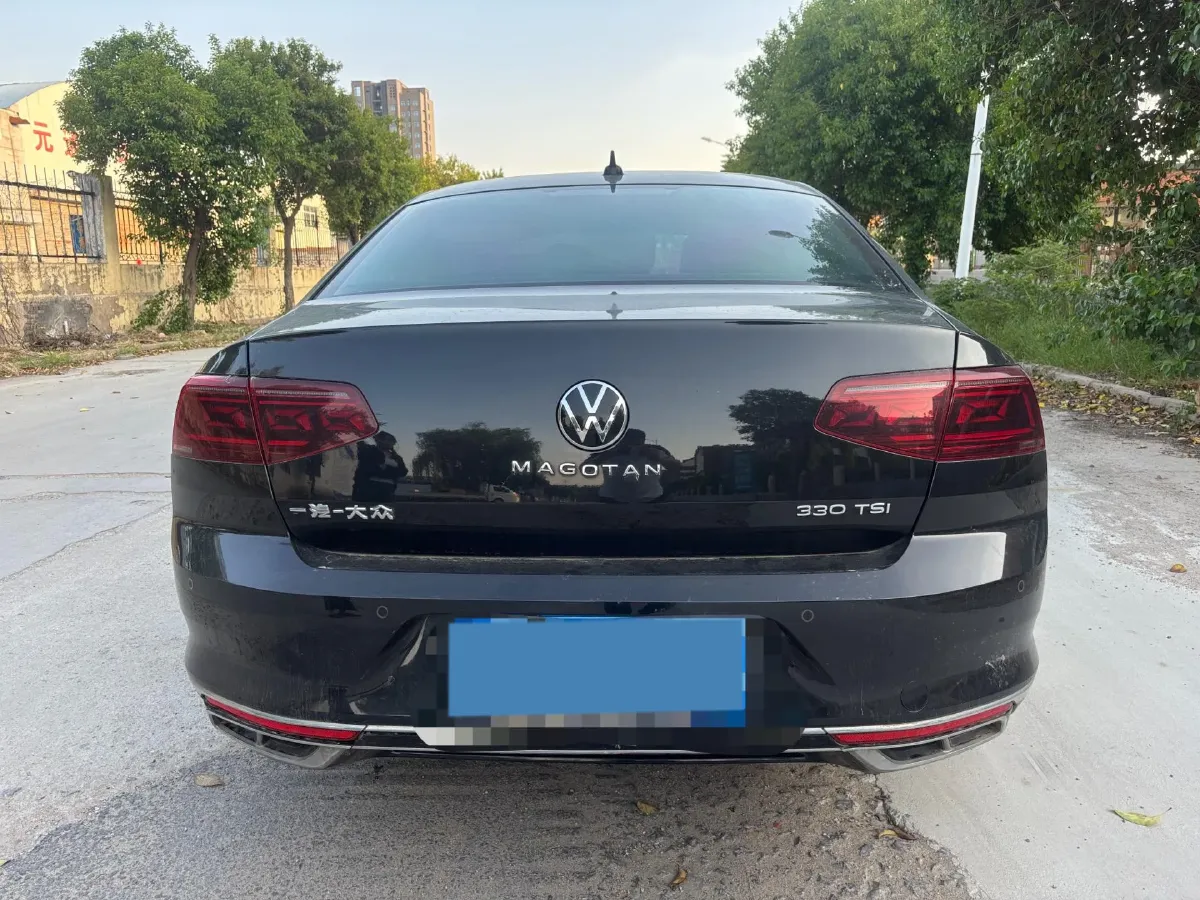 2023 Volkswagen Magotan 2.0T 186HP L4 7DCT,autocango,china used car exporter,china ev exporter,chinese used car exporter,chinese used ev exporter
