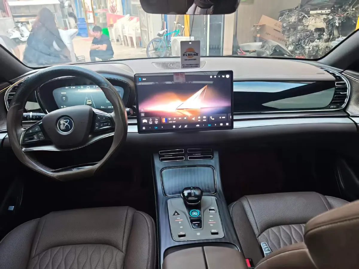 2025 BYD Han 1.5T 156HP L4 E-CVT PHEV,autocango,china used car exporter,china ev exporter,chinese used car exporter,chinese used ev exporter