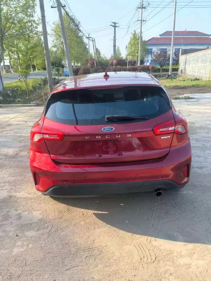2019 Ford Focus 1.5T 184HP L3 8AT,autocango,china used car exporter,china ev exporter,chinese used car exporter,chinese used ev exporter