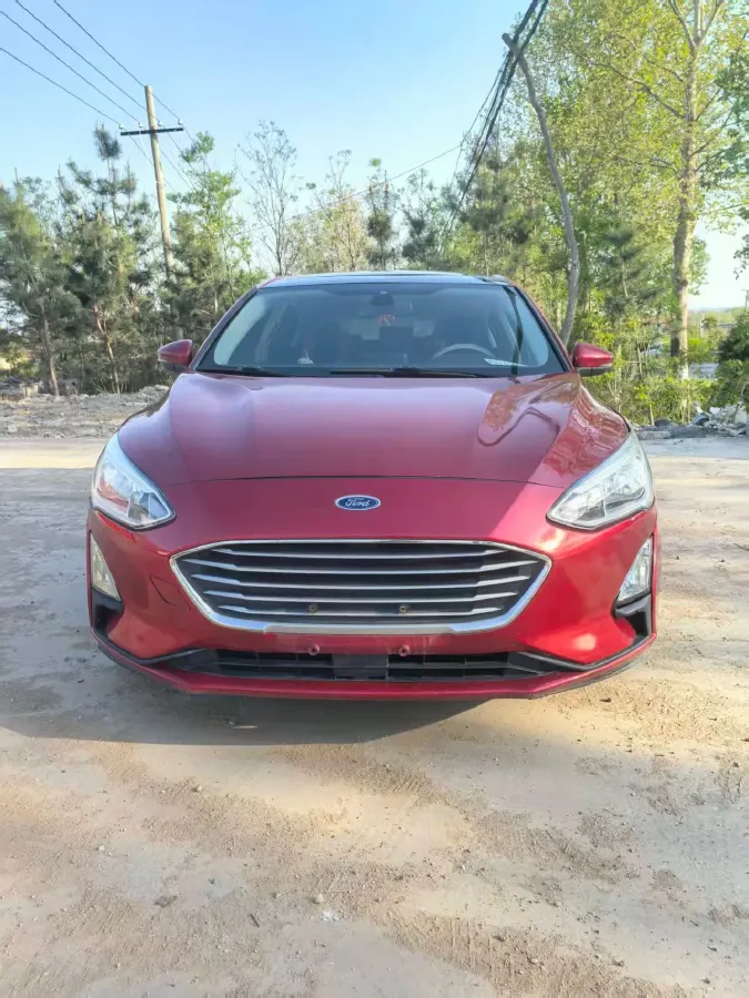 2019 Ford Focus 1.5T 184HP L3 8AT,autocango,china used car exporter,china ev exporter,chinese used car exporter,chinese used ev exporter