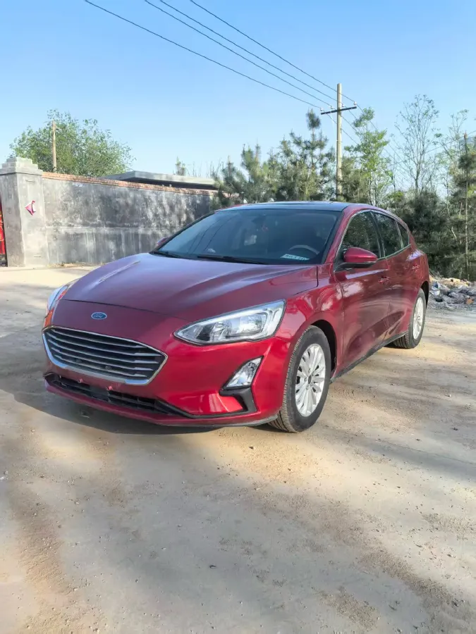 2019 Ford Focus 1.5T 184HP L3 8AT,autocango,china used car exporter,china ev exporter,chinese used car exporter,chinese used ev exporter