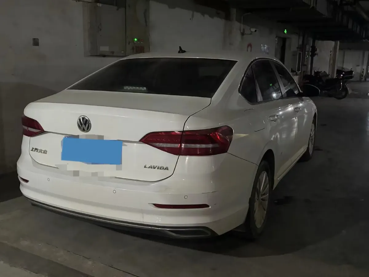 2018 Volkswagen Lavida 1.2T 116HP L4 7DCT,autocango,china used car exporter,china ev exporter,chinese used car exporter,chinese used ev exporter