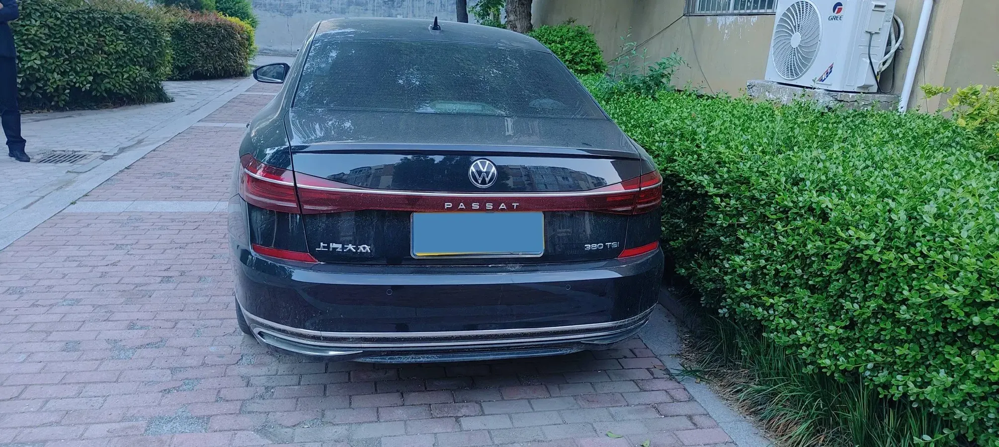 2024 Volkswagen Passat 2.0T 220HP L4 7DCT,autocango,china used car exporter,china ev exporter,chinese used car exporter,chinese used ev exporter